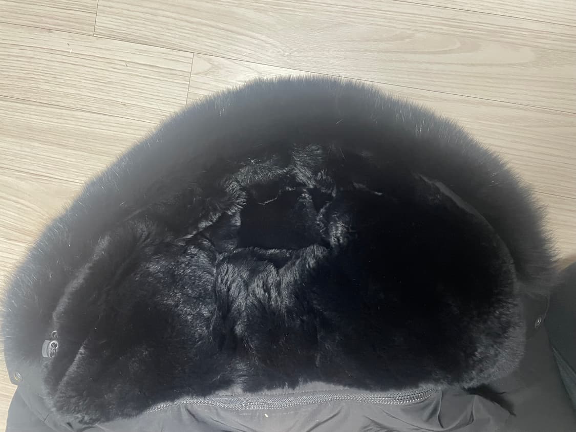 무스너클 블랙 폭스퍼 케이 에디션 여성M 상품이미지8