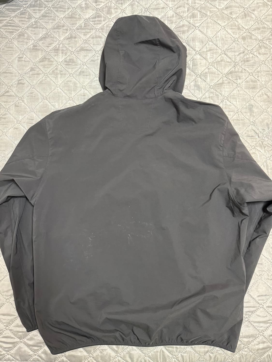 유니클로 블랙 바람막이 상품이미지3