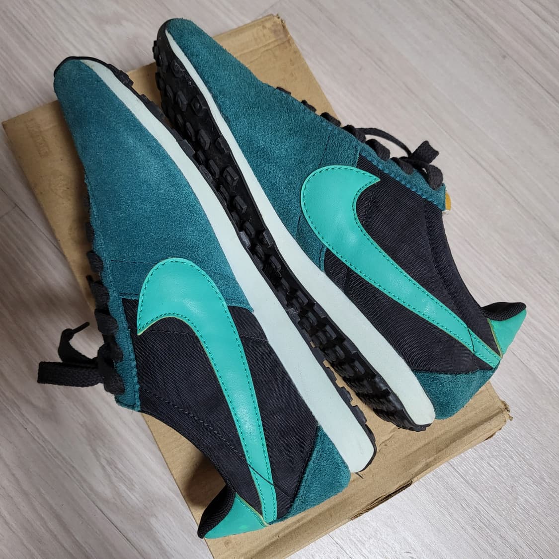 나이키 빈티지 프리 몬트리올 레이서(240) 상품이미지4