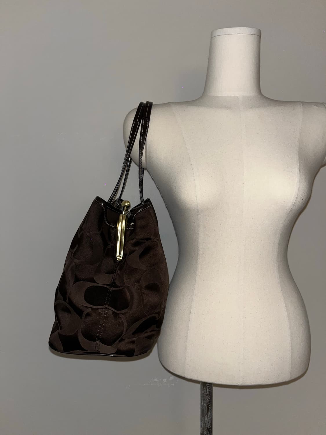 🎉BLACK FRIDAY🎉 Coach brown bag 상품이미지4