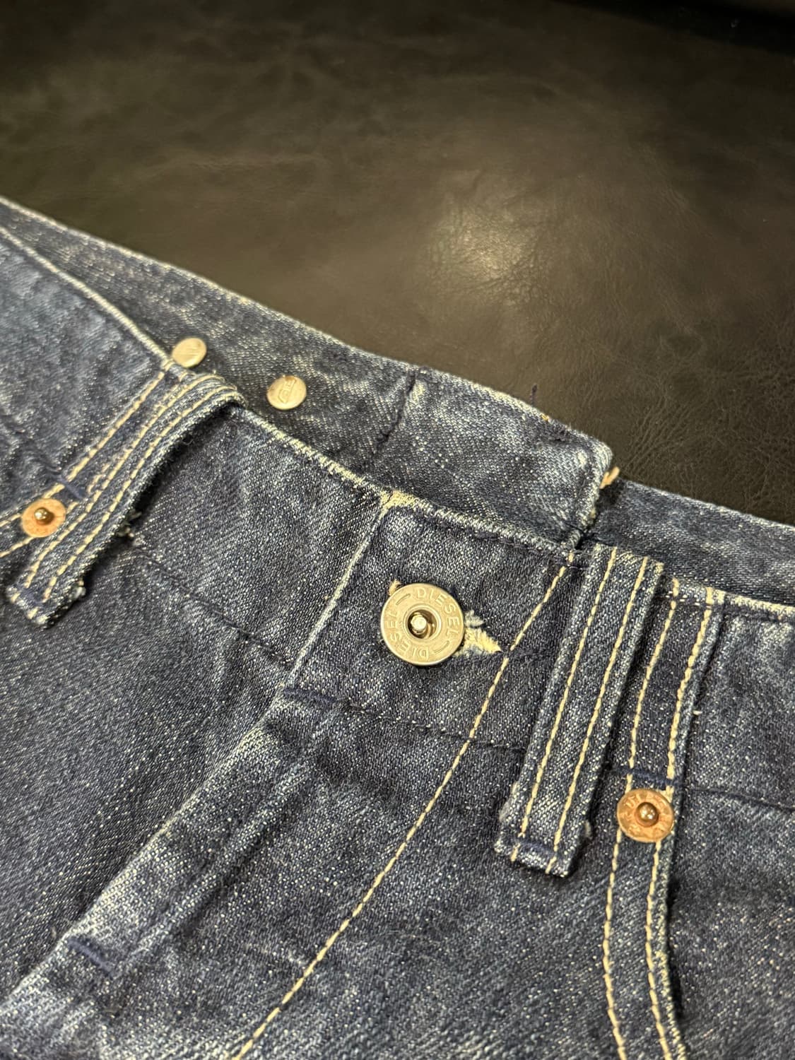 Diesel 데님 팬츠 진청 세미 부츠컷 상품이미지5