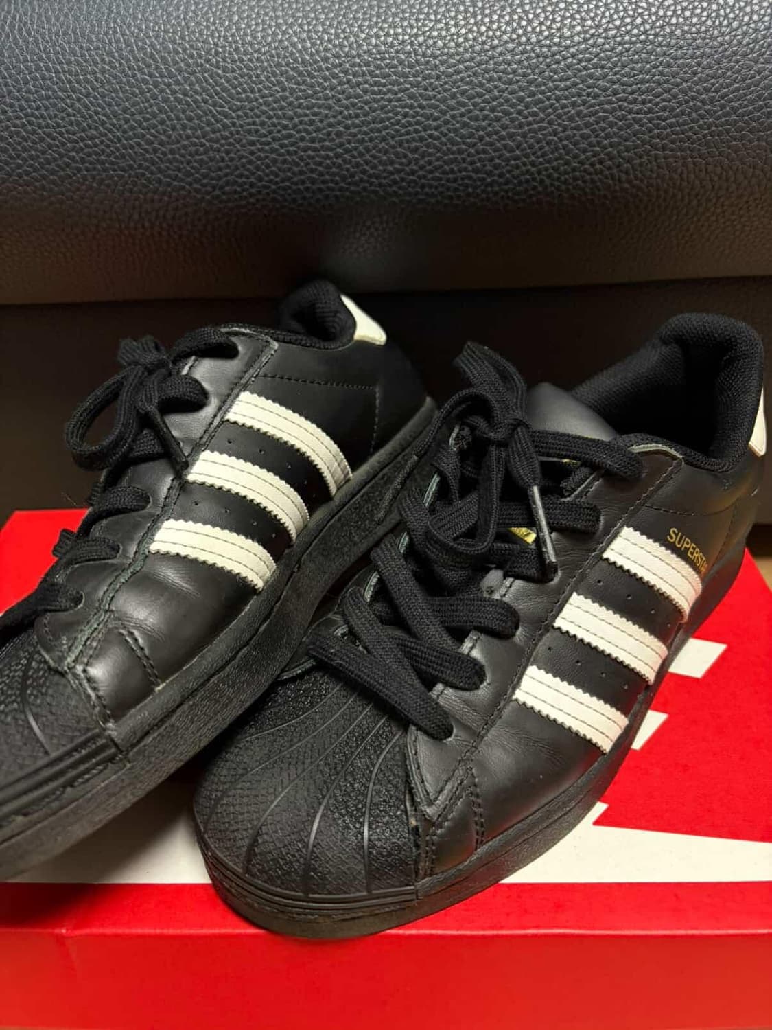 아디다스 슈퍼스타 블랙 235mm 상태좋음 상품이미지2