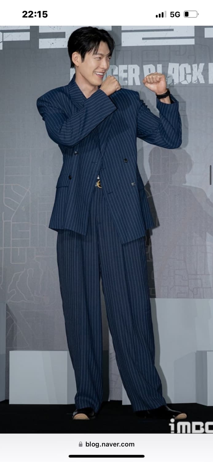 렉토 핀스트라이프 셋업 LL -> MM 교환 상품이미지1