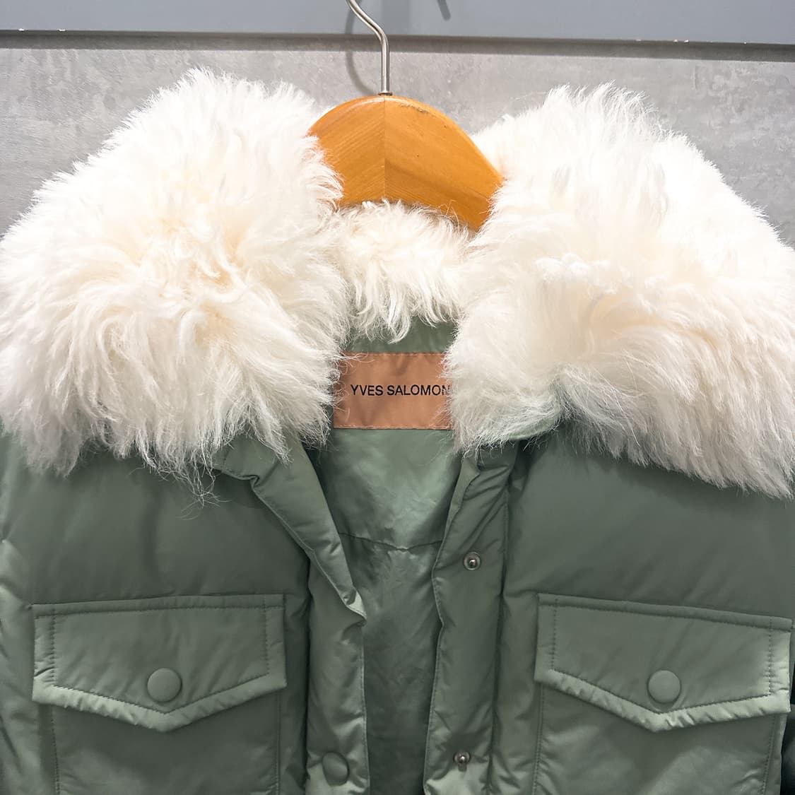 이브살로몬 여성 양털카라 덕다운 패딩 점퍼 자켓 70% 상품이미지2