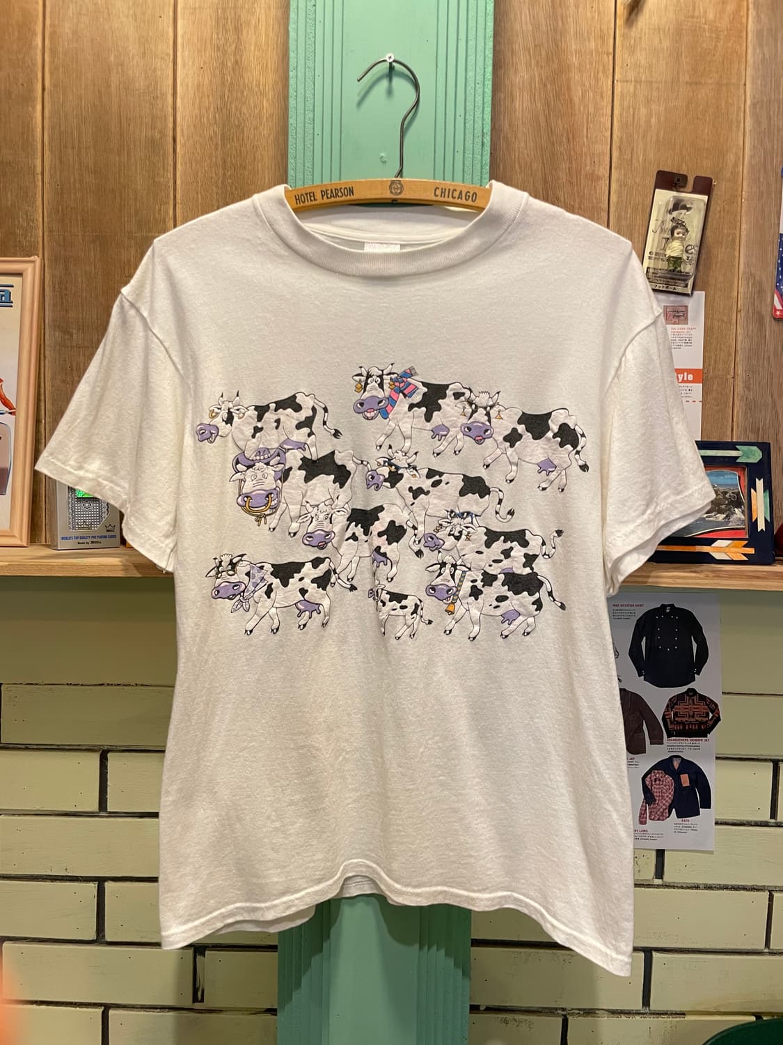 1990's Vintage Comic Cow Print Tee 상품이미지1