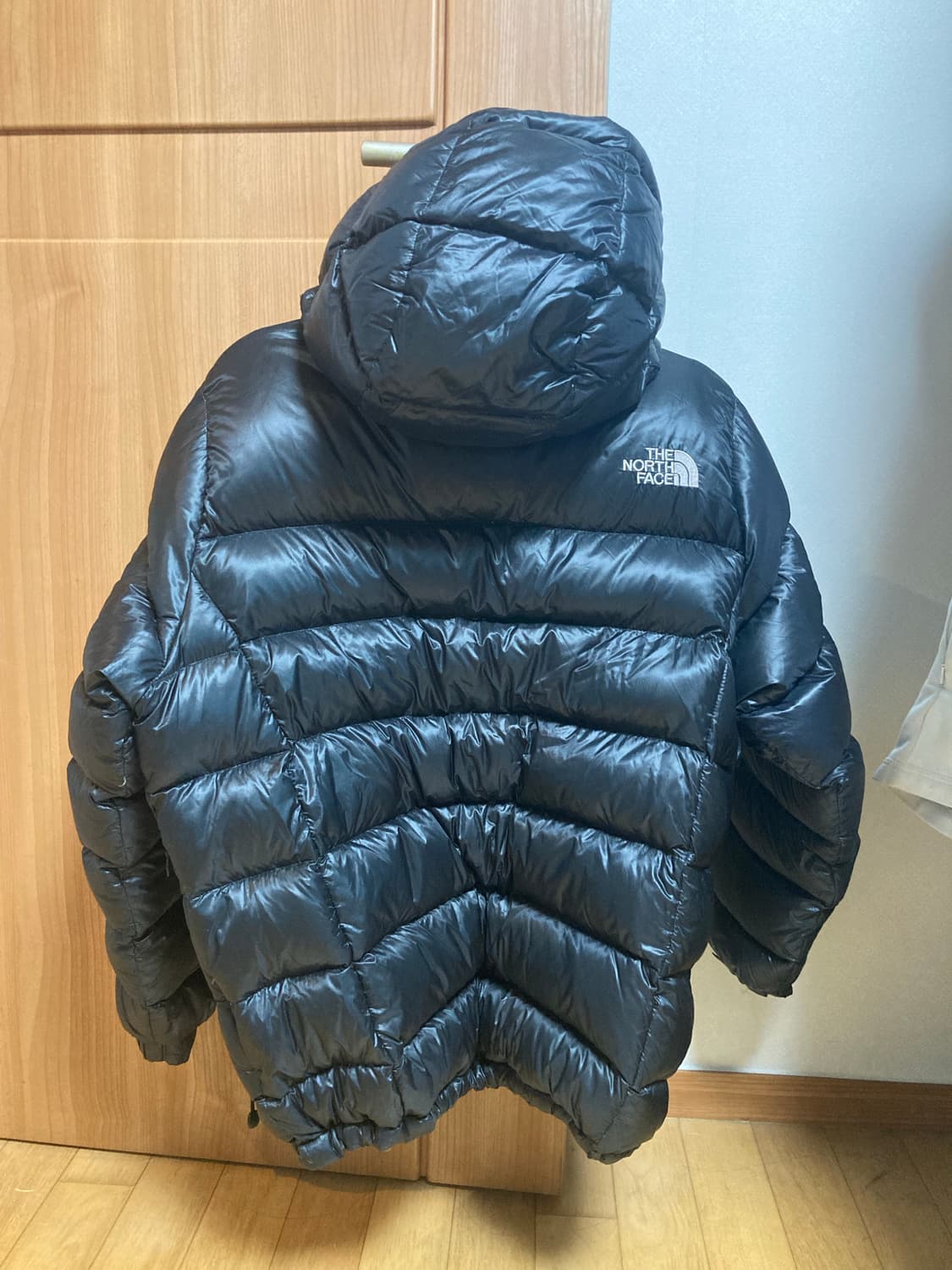 노스페이스 메트로 700 블랙 패딩 (90) 상품이미지2