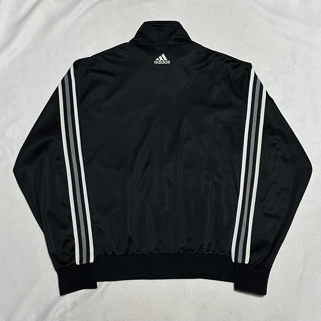 105 아디다스 첼시 블랙 트랙탑  상품이미지3