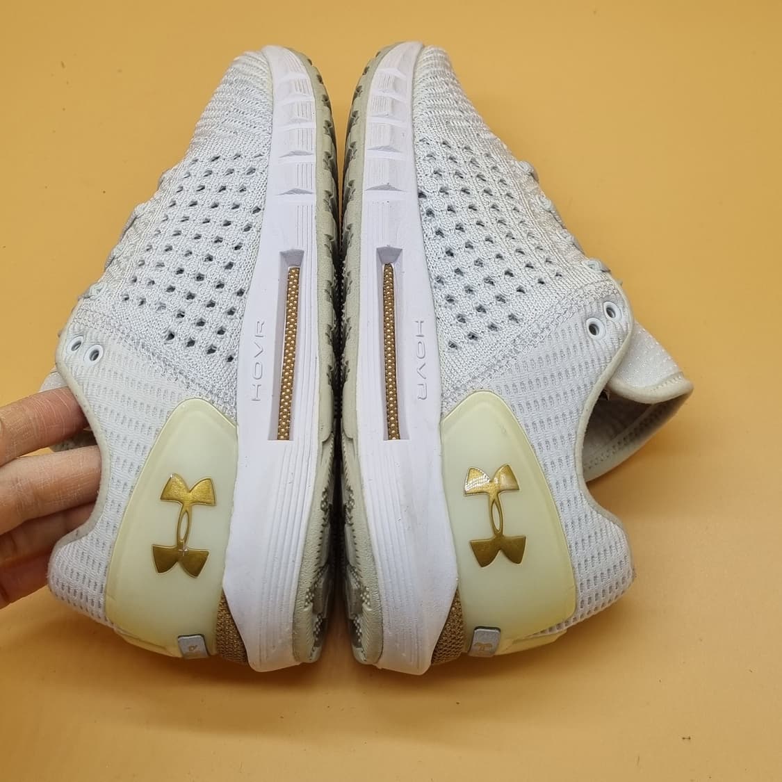 언더아머 호버소닉 런닝화225. 상품이미지5