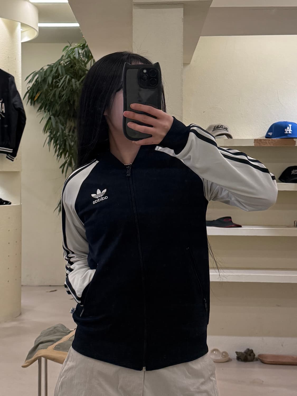 아디다스 레오파드 트레포일 빅로고 크롭 트랙탑 져지 U119 상품이미지1