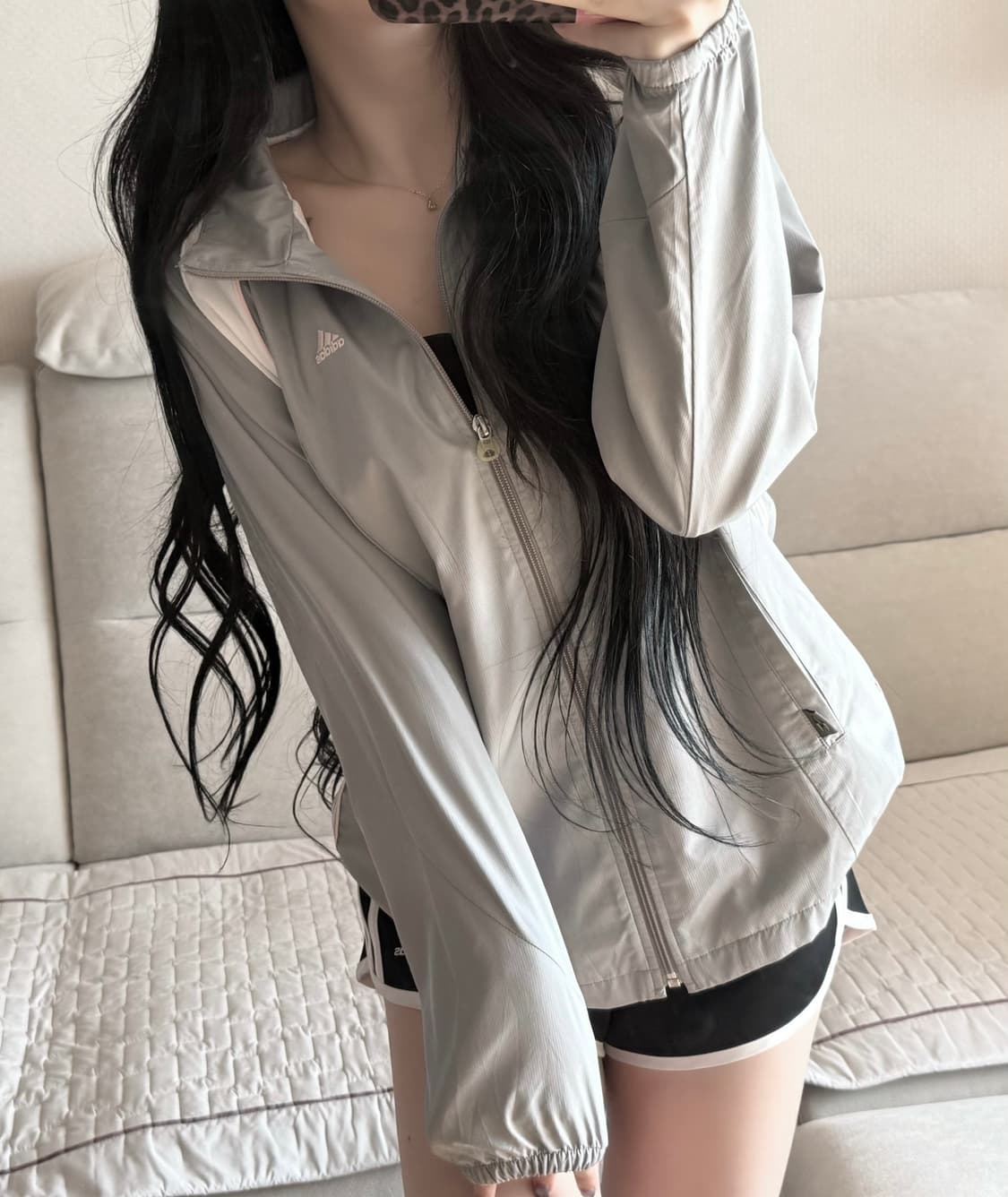 아디다스 일본 그레이 핑크 사이드 3선 바람막이 상품이미지1