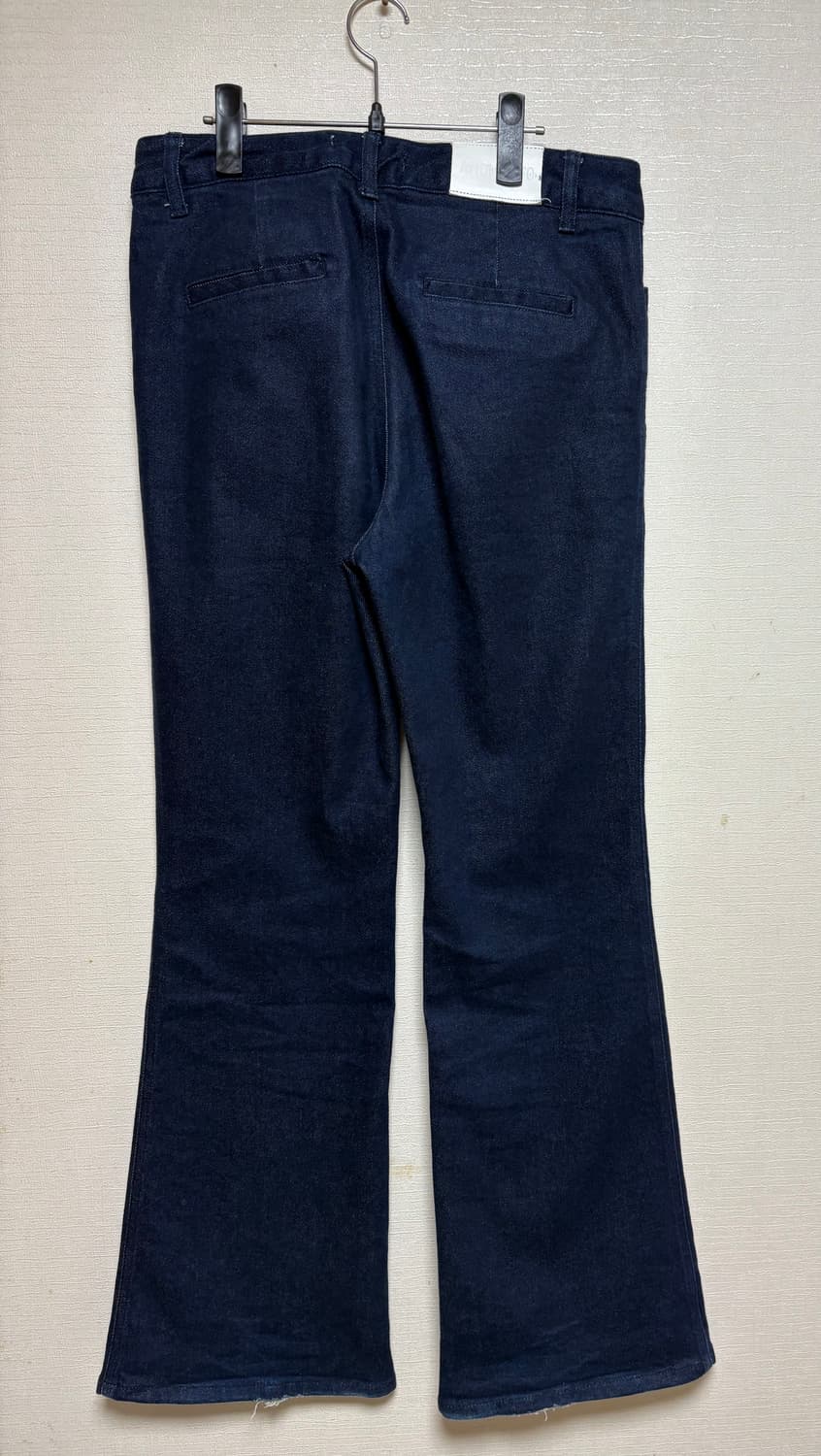 아모멘토 인디고 플레어 데님 팬츠 상품이미지4