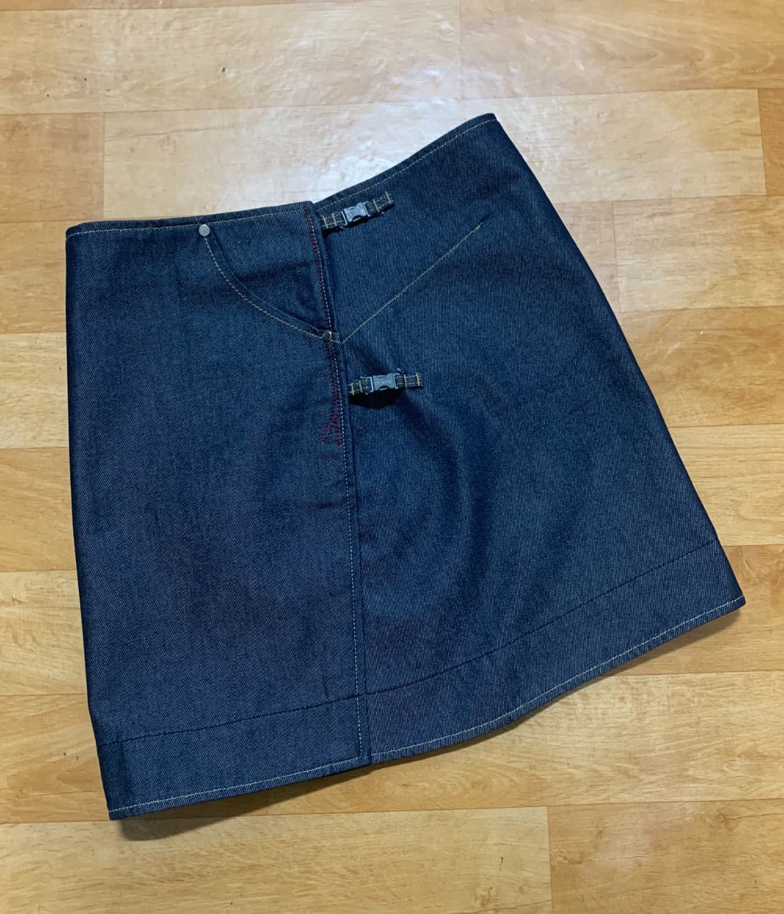 LEVIS 리바이스 엔지니어드 진 데님 랩 스커트(M 사이즈) 상품이미지4