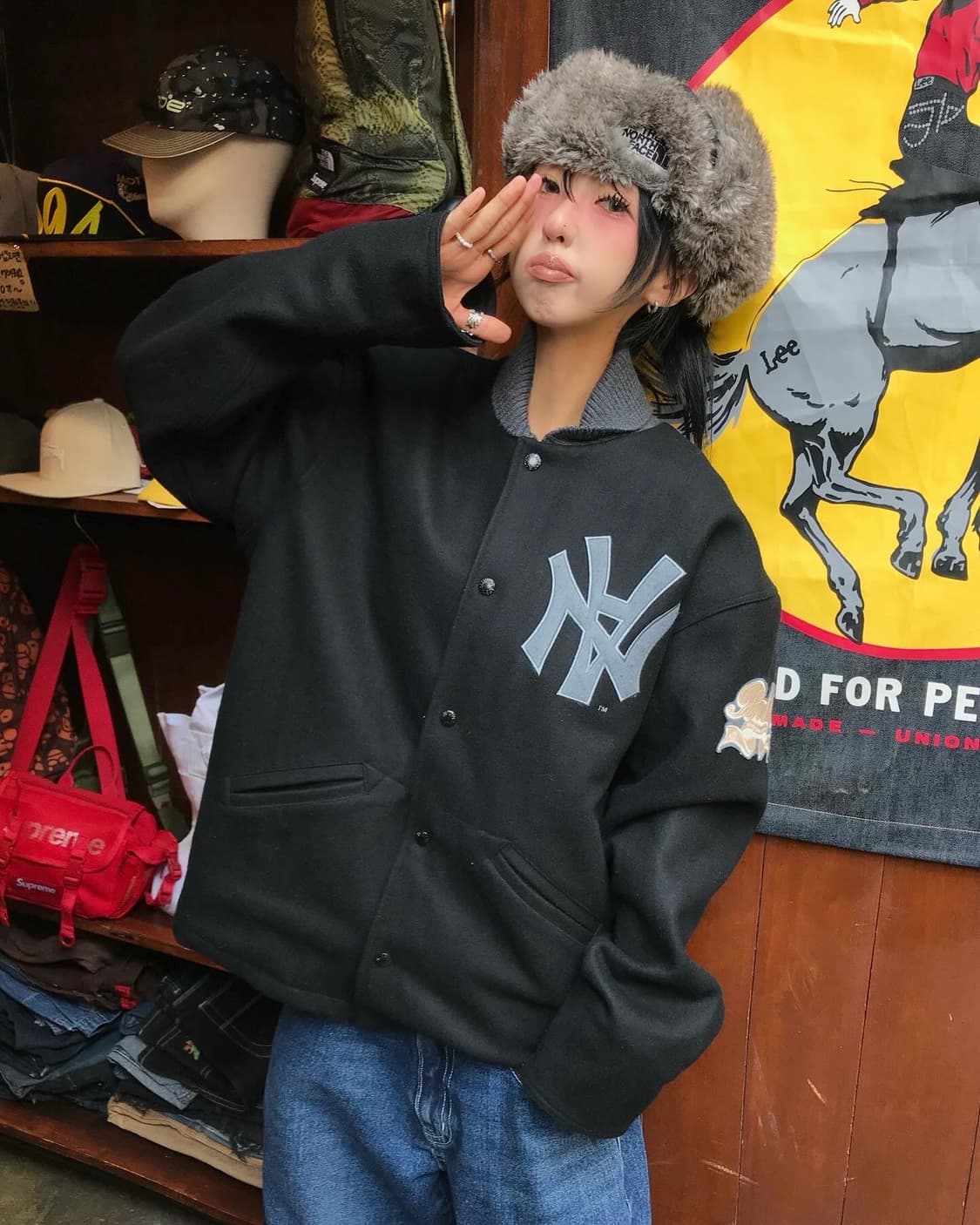 Bape X Neighborhood Collaboration 바시티자켓 상품이미지1