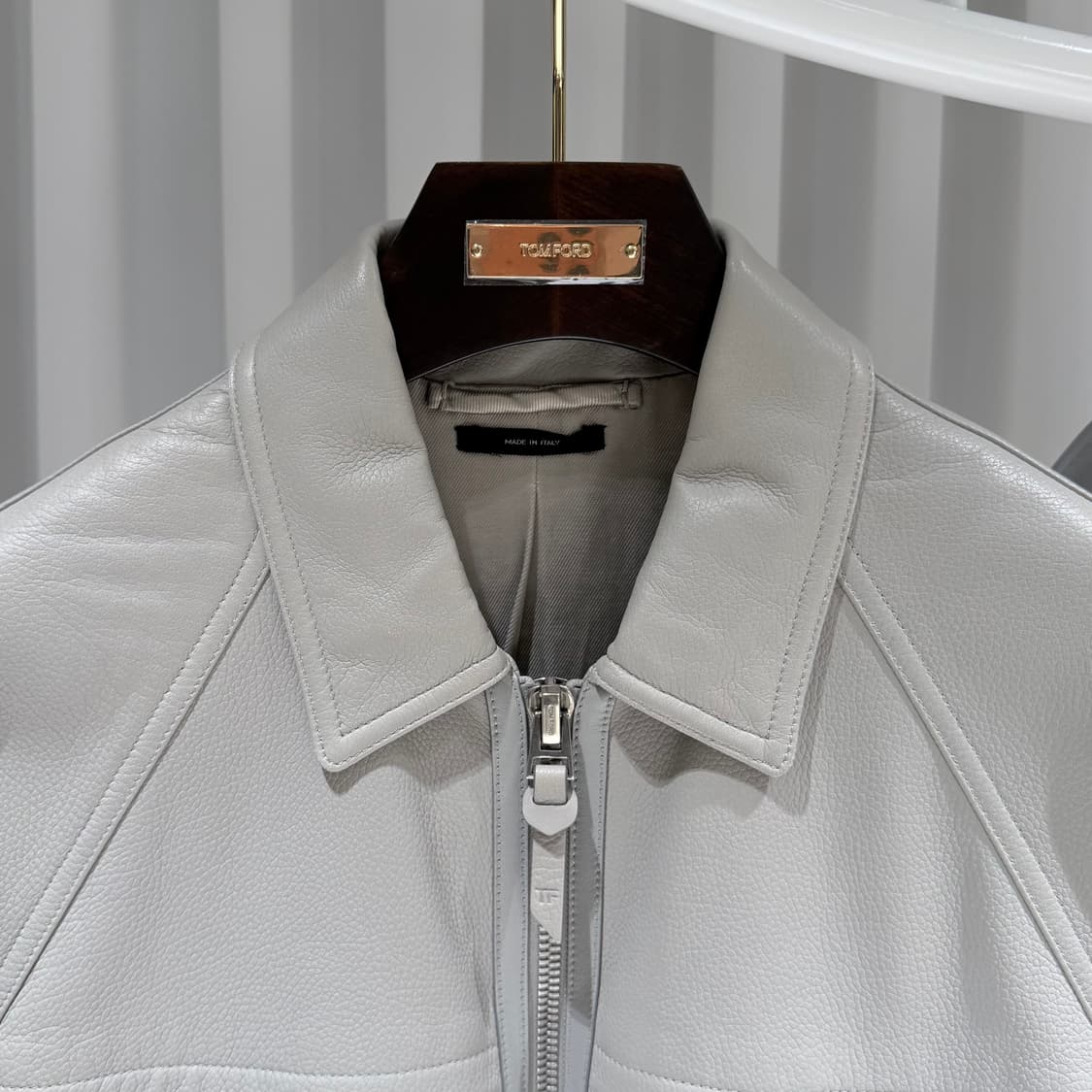 (A+/50) / 톰포드 레더 트리거 봄버 블루종 자켓 상품이미지4