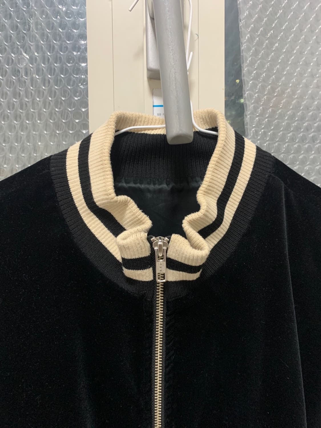 [M] 유스 22FW 트랙 자켓 블랙 벨벳 상품이미지3