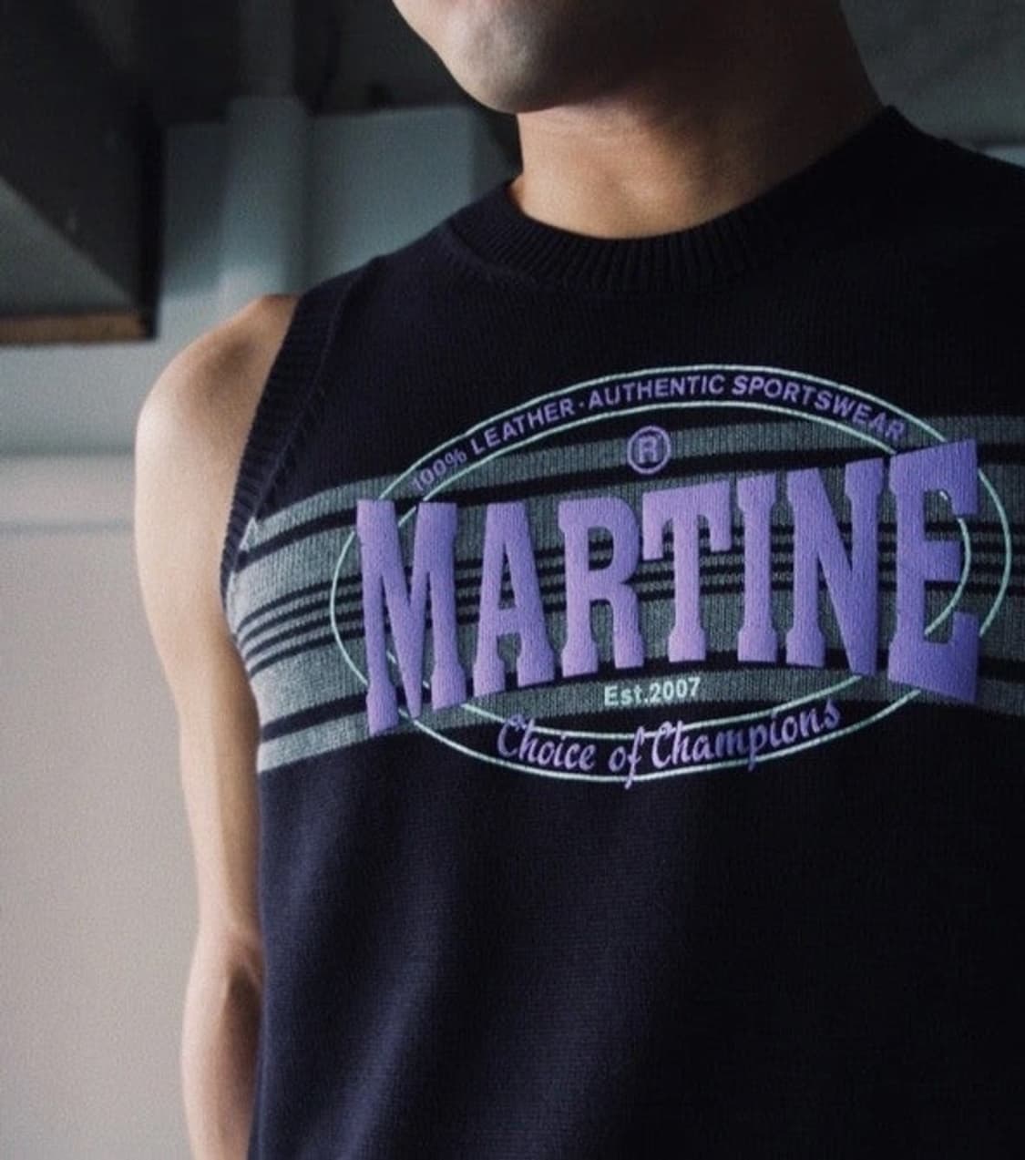 마틴로즈 TEXAN 로고 베스트  블랙/퍼플 L 상품이미지3