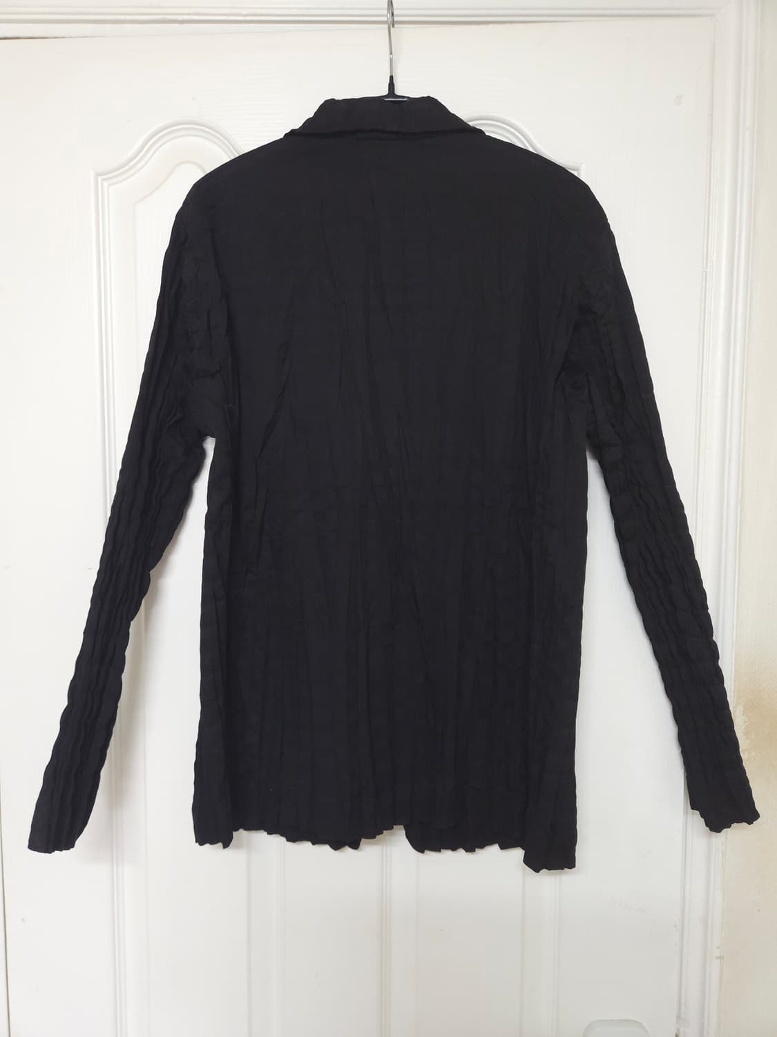 이세이 미야케 멘 주름 자켓 블랙 상품이미지3