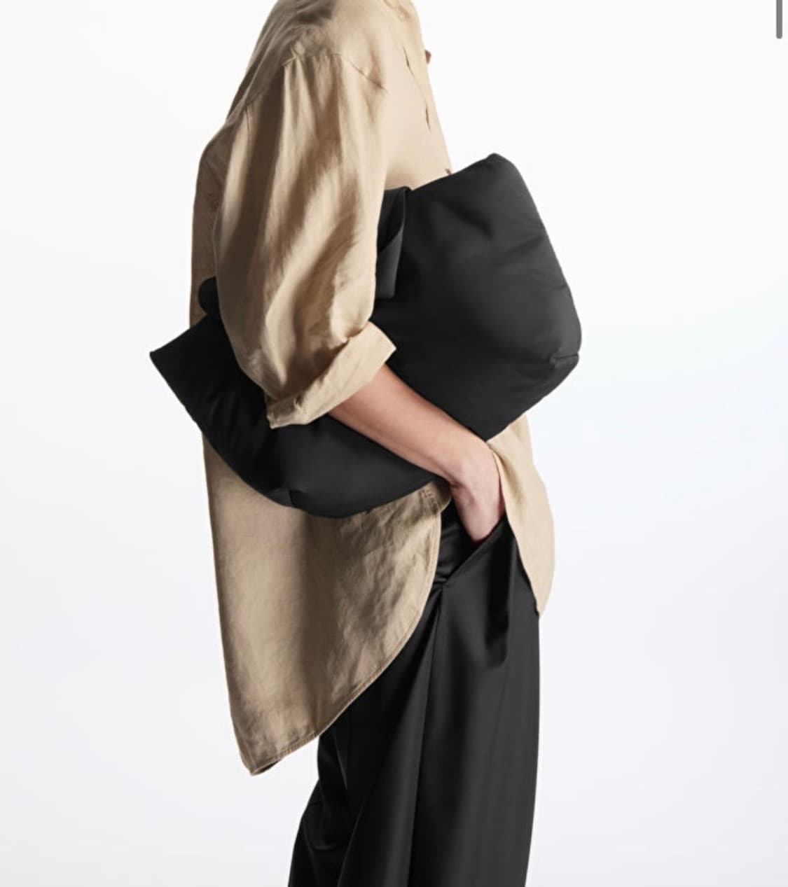 코스 패디드 쇼퍼백 상품이미지1