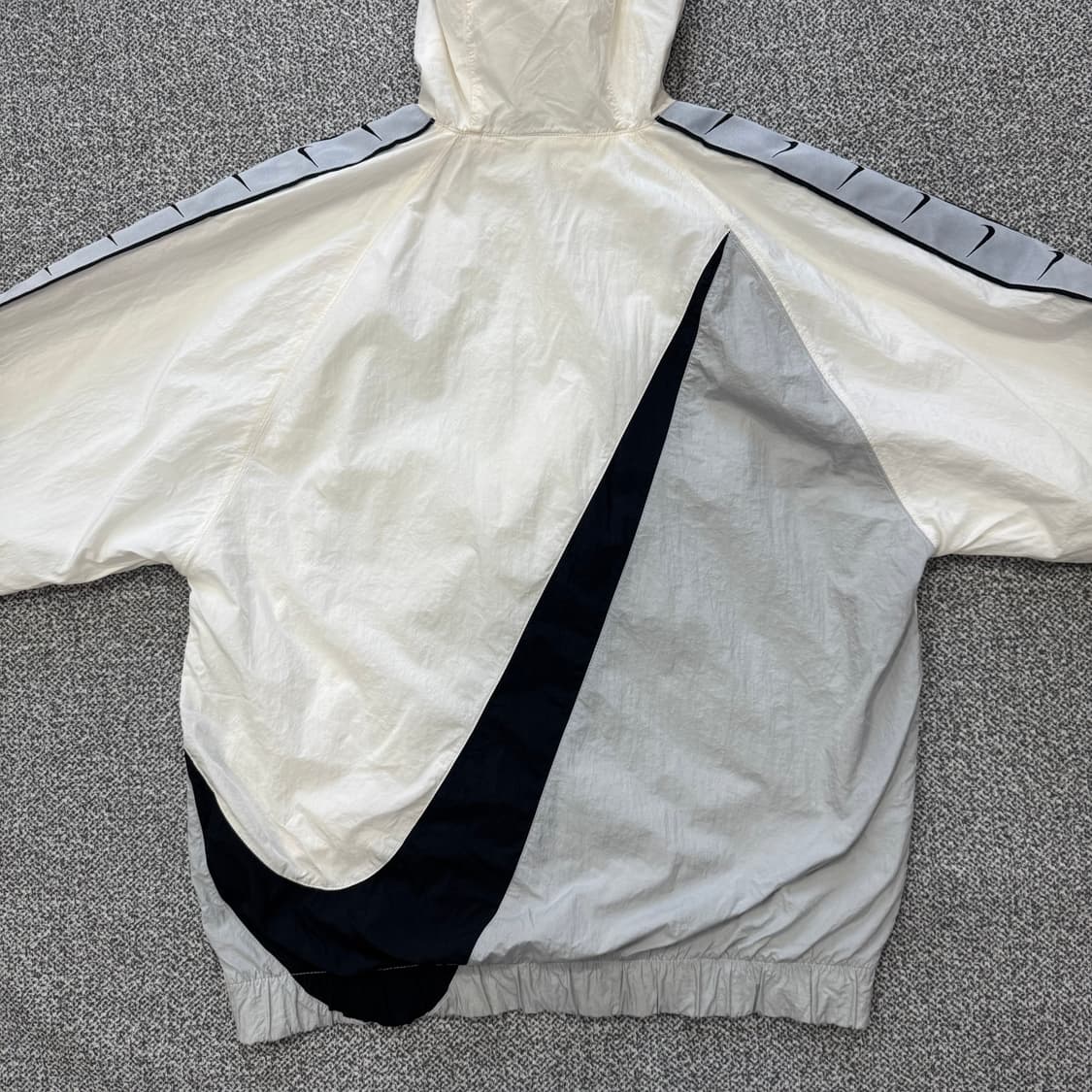 나이키 빅로고 하프집업 아노락 상품이미지2