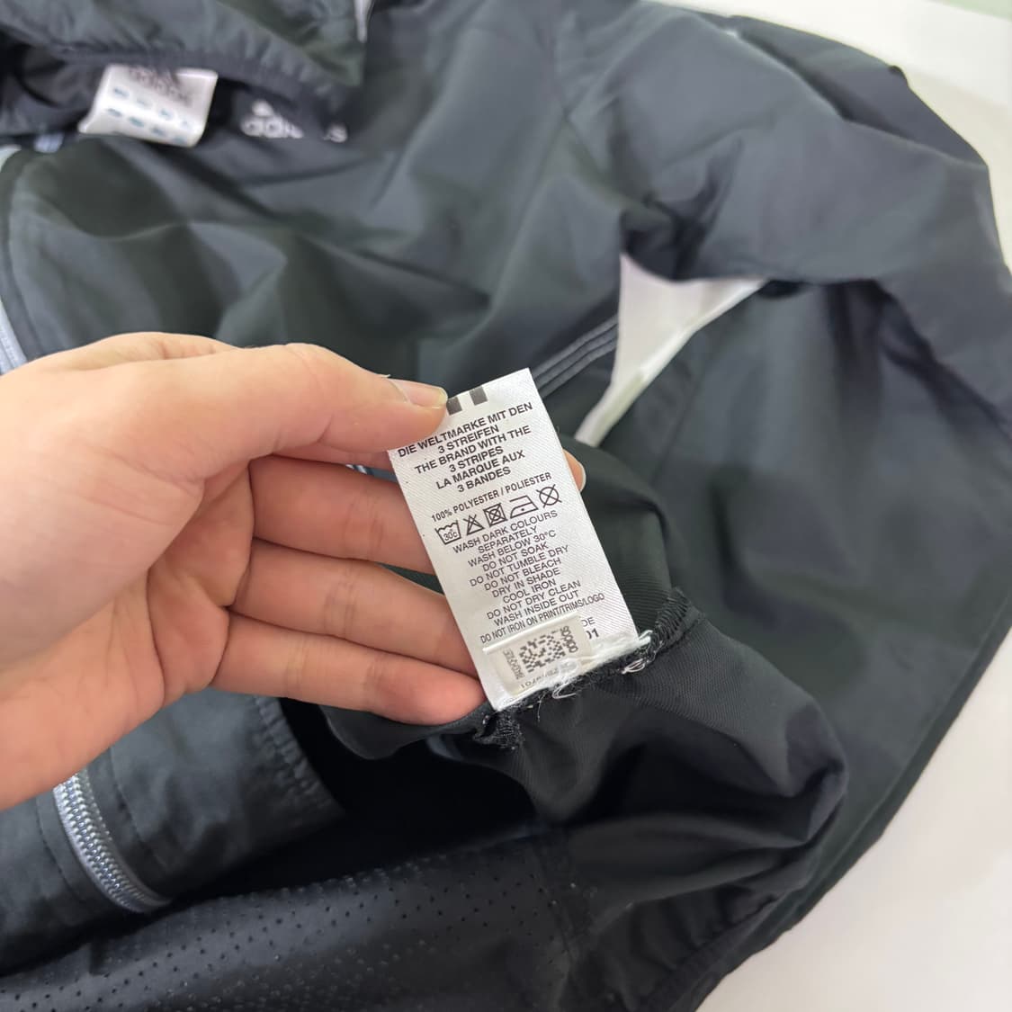 L 아디다스 블랙 경량 바람막이자켓 상품이미지5