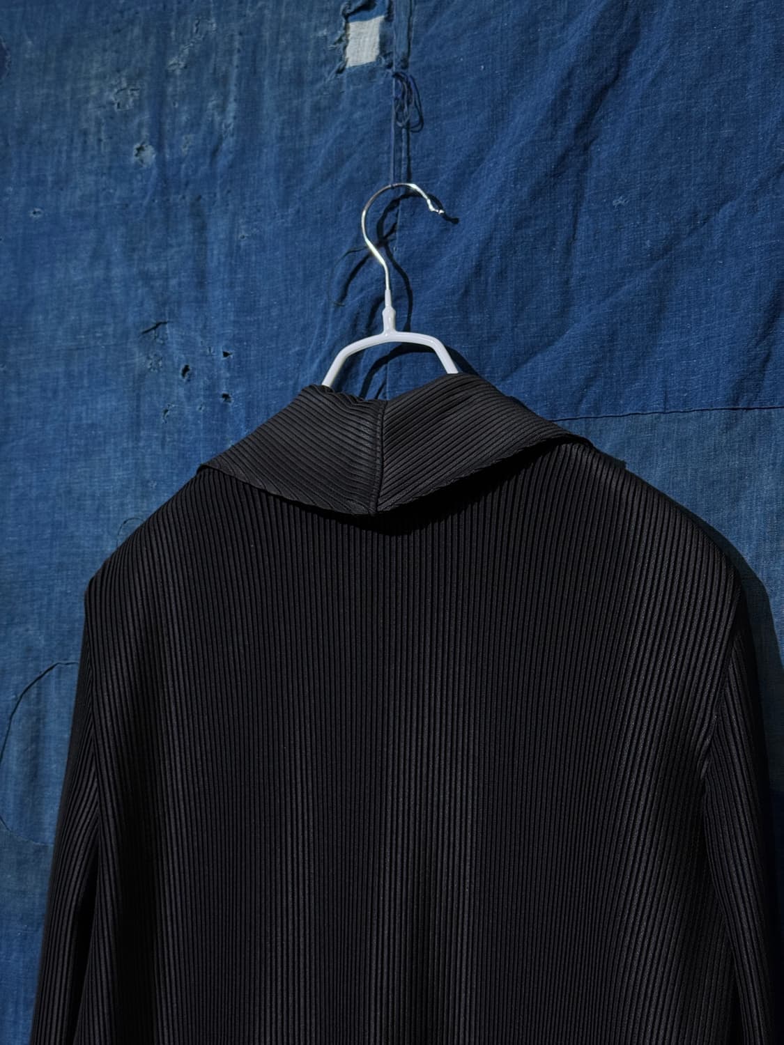 55 ) ISSEY MIYAKE Triacetate Pleats Coat 상품이미지9