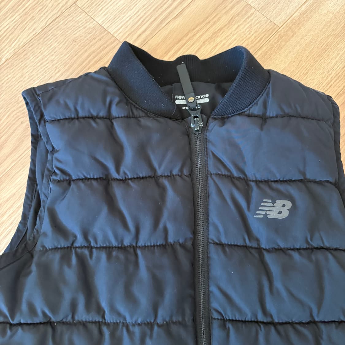 뉴발란스 키즈 패딩 조끼 120 블랙 상품이미지3