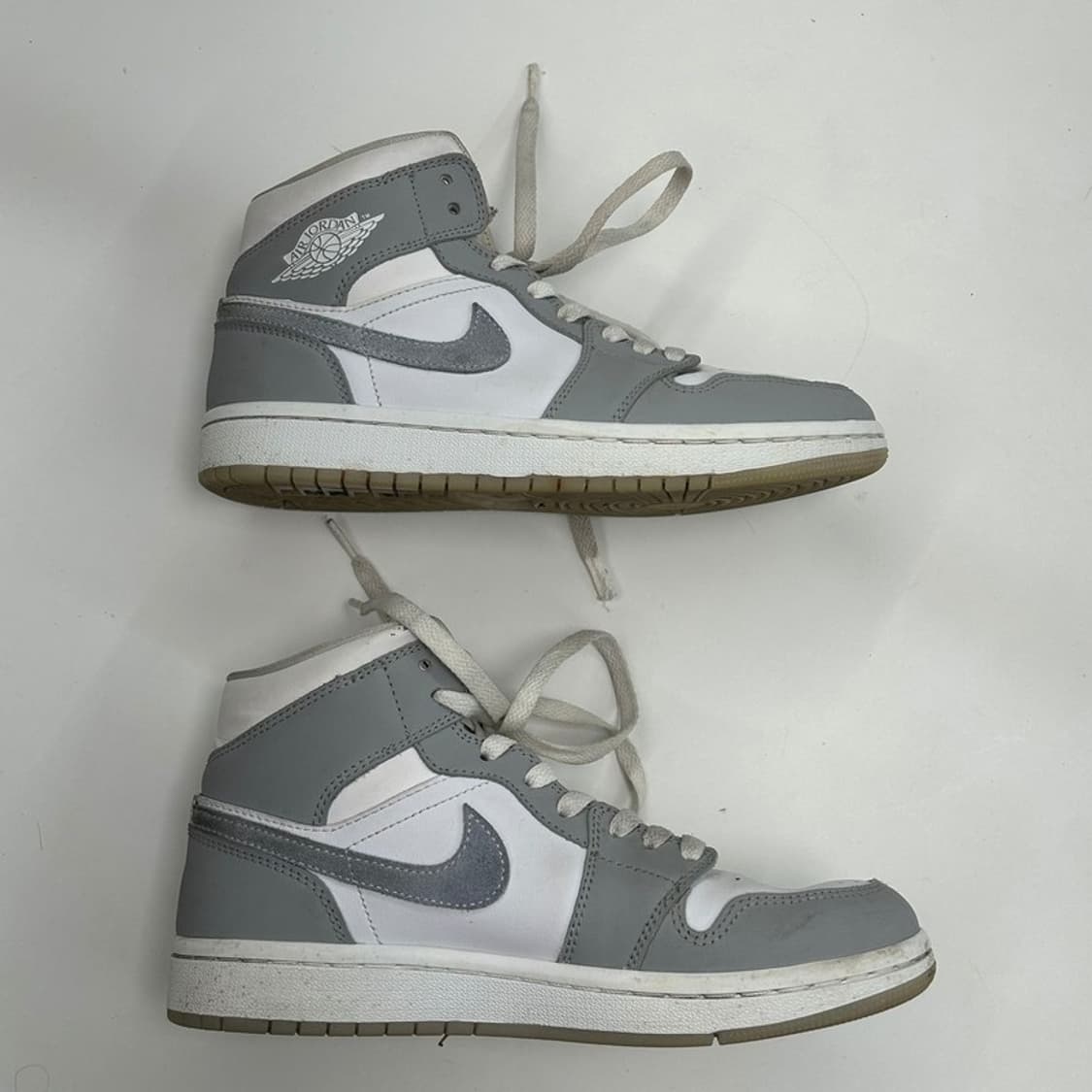 나이키 에어조던 1 미드 울프 그레이 스니커즈 250 상품이미지3