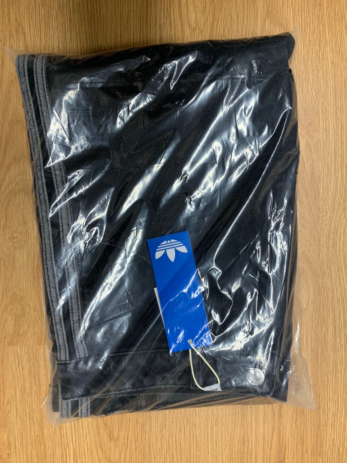 아디다스 아디컬러 데님 파이어드 팬츠 트루 블랙 데님-KR 사이즈 상품이미지1