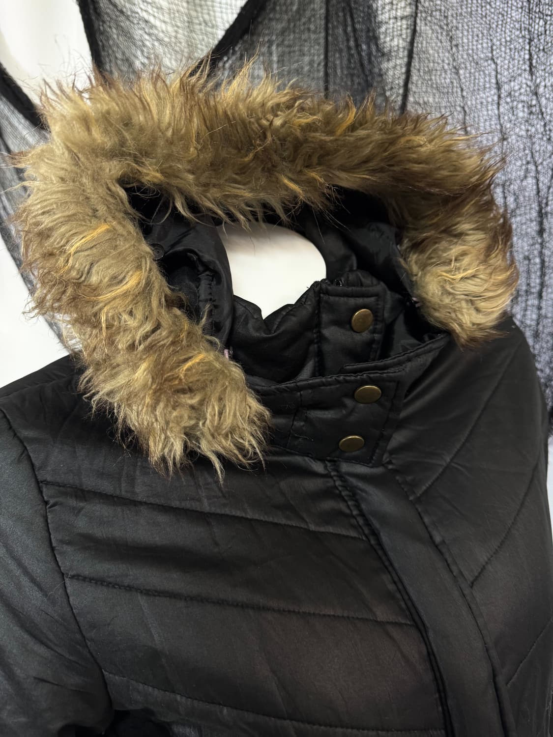 black fur padding 상품이미지2