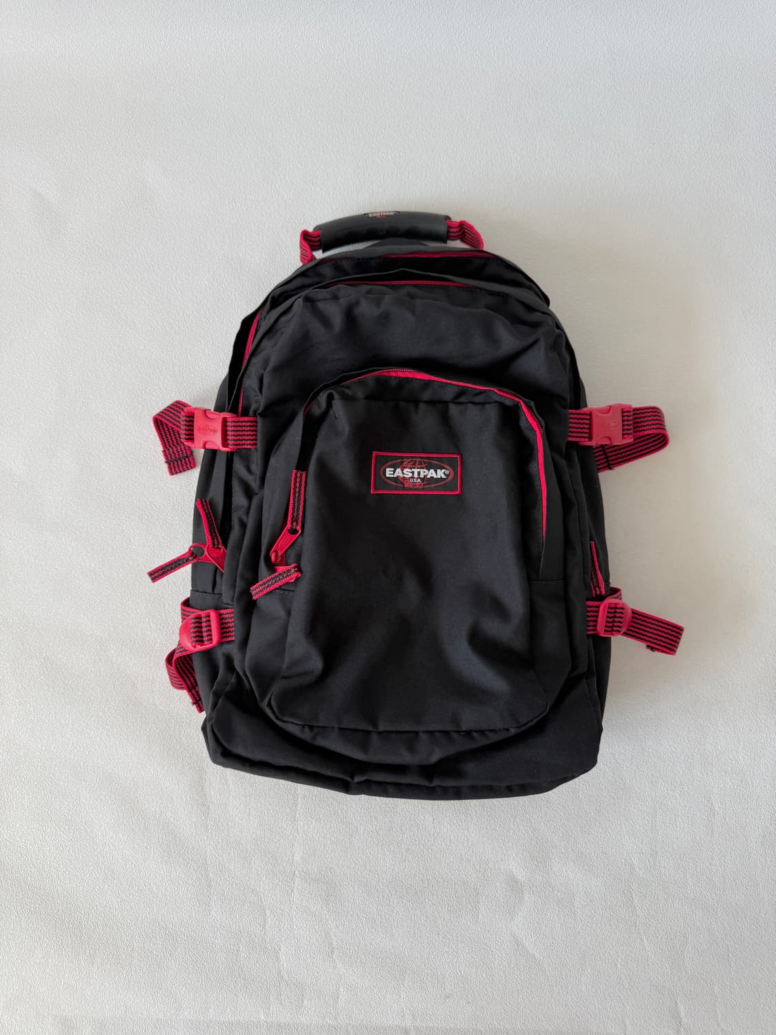 이스트팩(EASTPAK) 백팩 상품이미지1