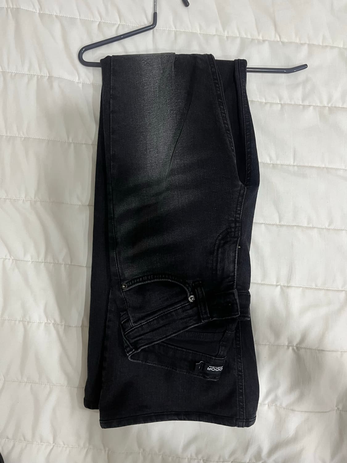 오도어 Vintage raw jean in black 상품이미지3