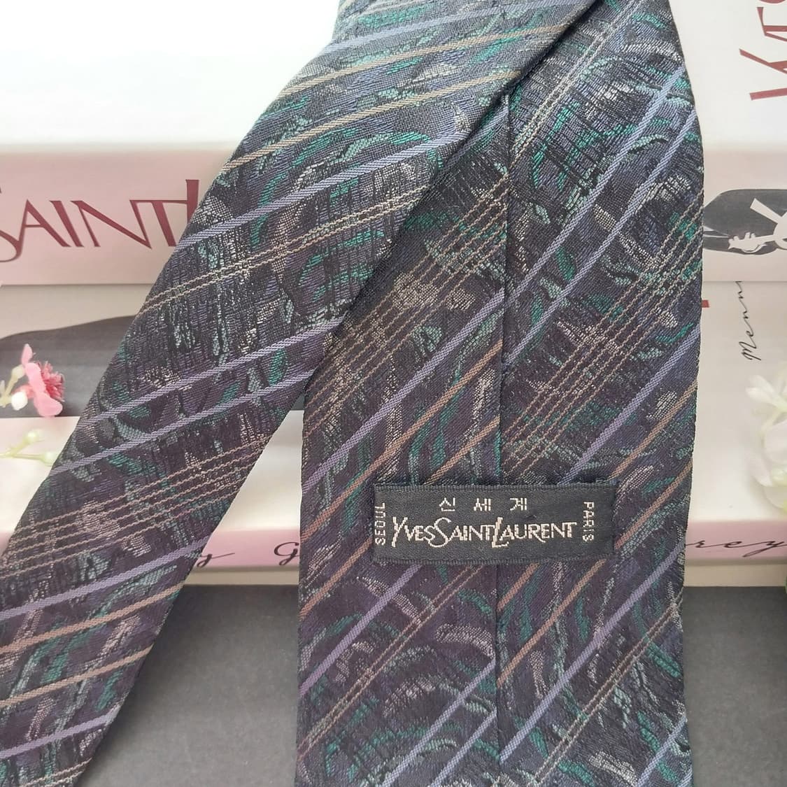 입생로랑 실크 스트라이프 아트 패턴 넥타이 8.7cm A등급 K2269 상품이미지6