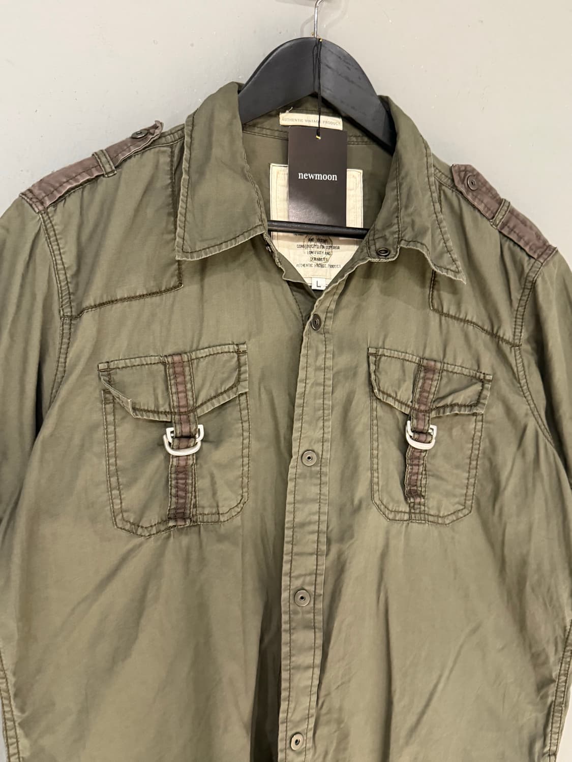 2-pocket detail khaki shirt 상품이미지9