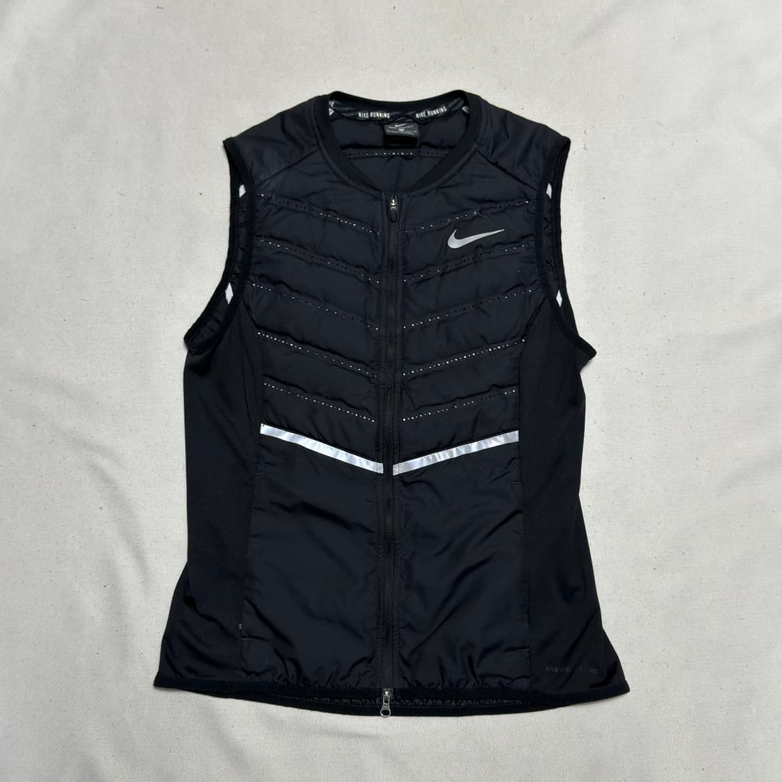 M 나이키 러닝 에어로로프트 베스트 상품이미지2