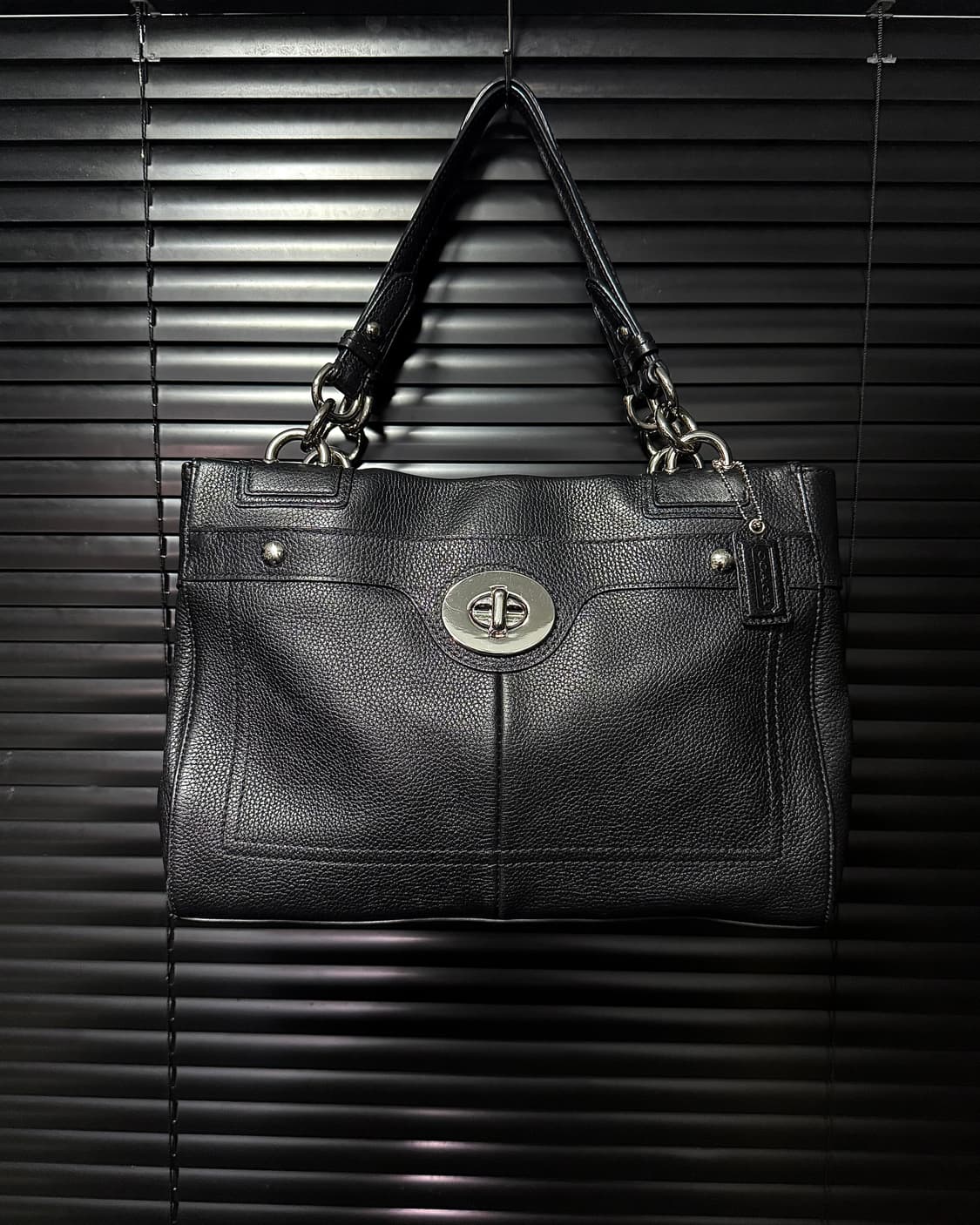 코치 체인 가죽 블랙 숄더 사첼백 핸드백 토드백 첼시백 락 시크 고스펑크 상품이미지5