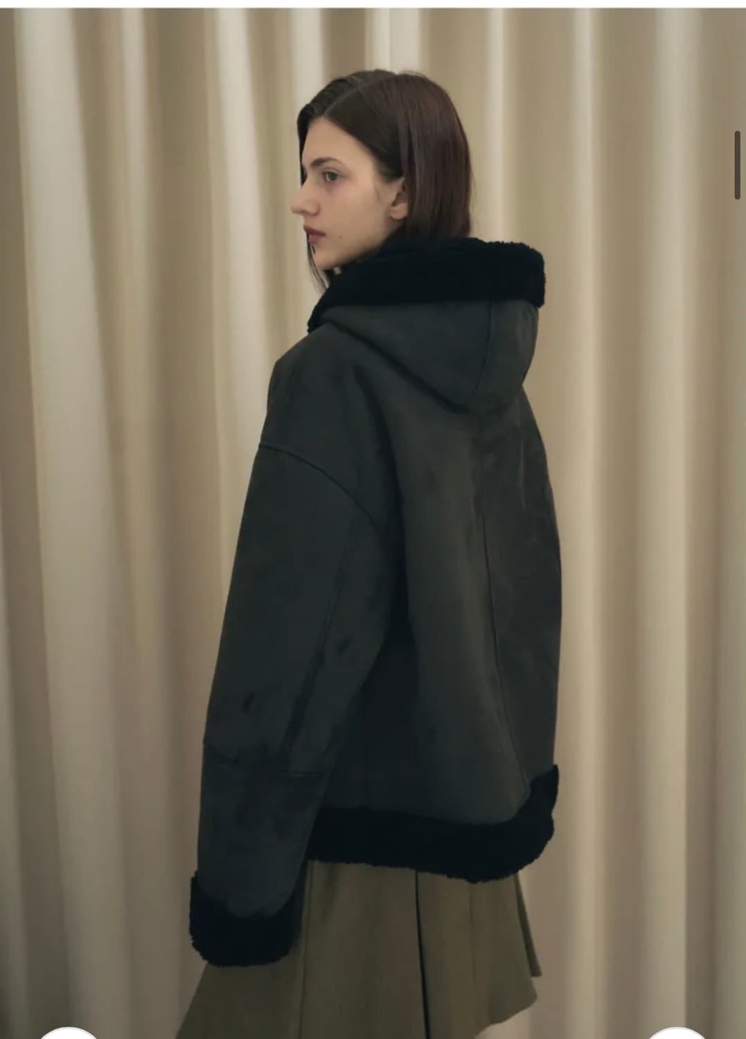 레더리 무스탕 후디 더플 자켓 [CHARCOAL] 판매 상품이미지5