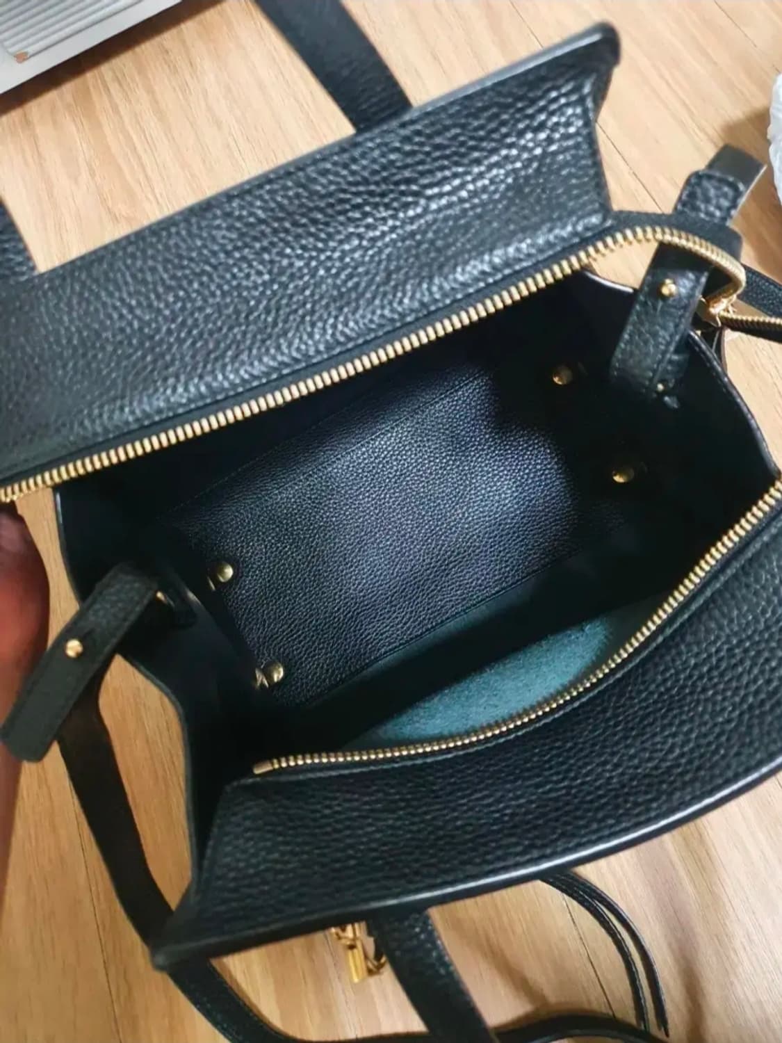 페레가모 가방 상품이미지5