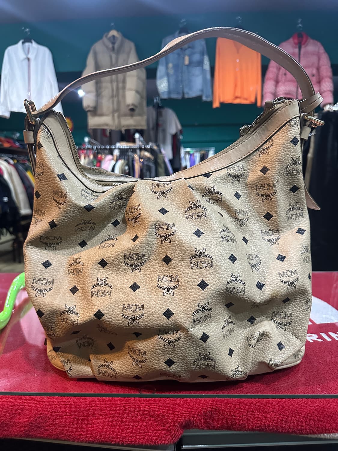 MCM 아이보리 숄더백 상품이미지4