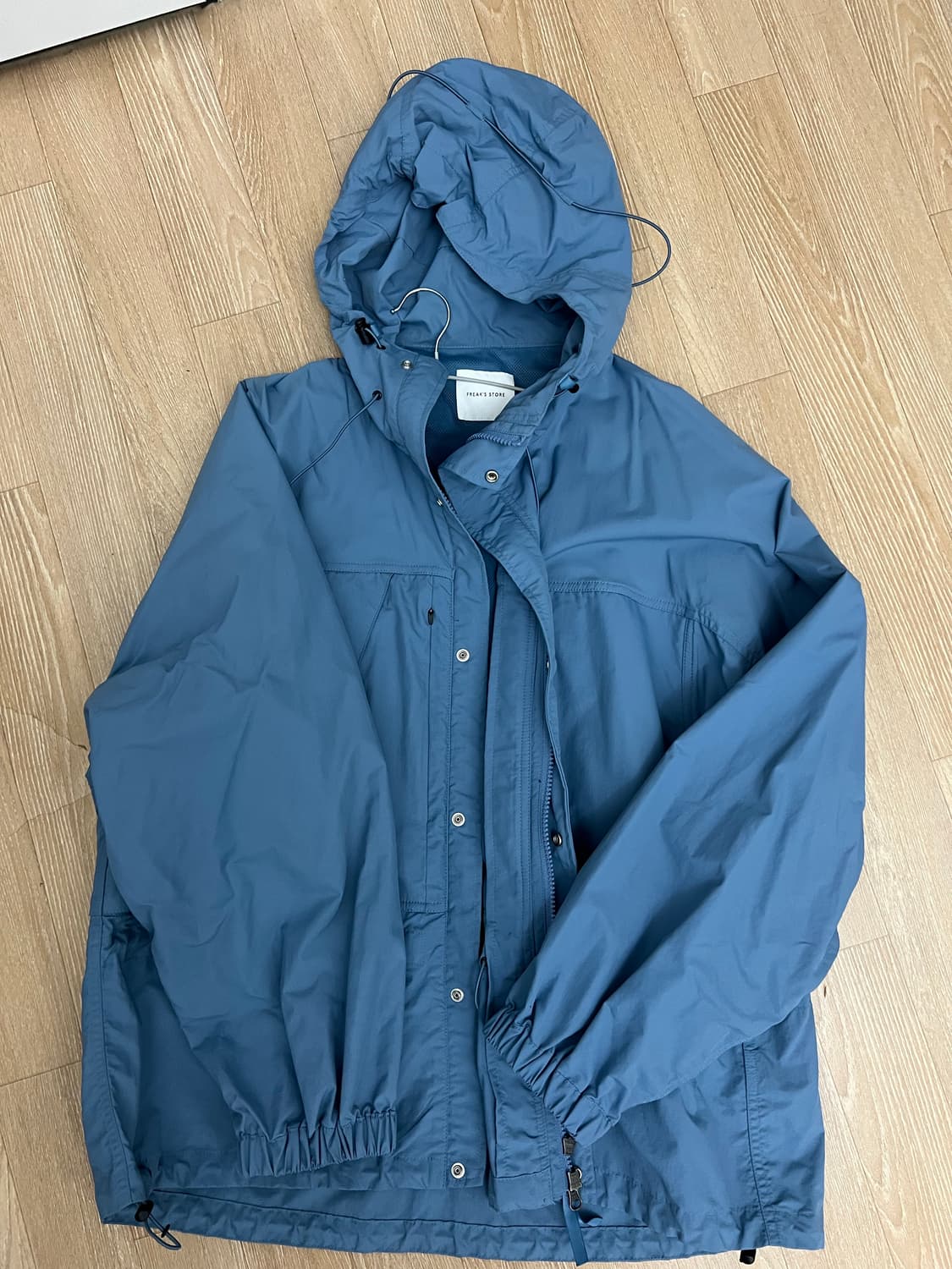 프릭스 스토어 바람막이  상품이미지1