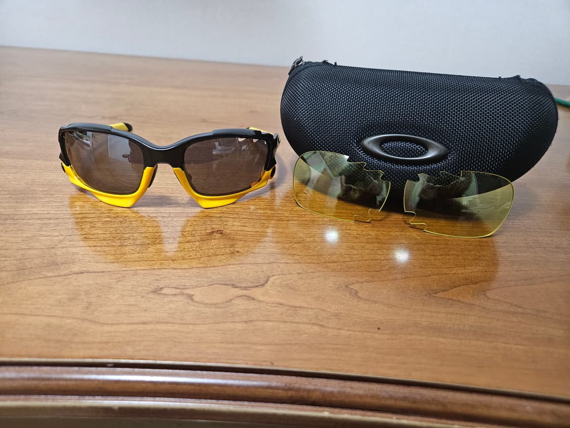 오클리 조우본 리브스트롱 선글라스 고글 상품이미지8