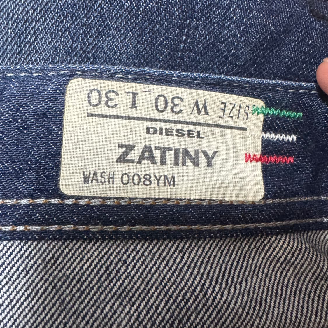 디젤 자티니 딥블루 데미지 워싱 플레어 세미 부츠컷 데님팬츠 상품이미지7