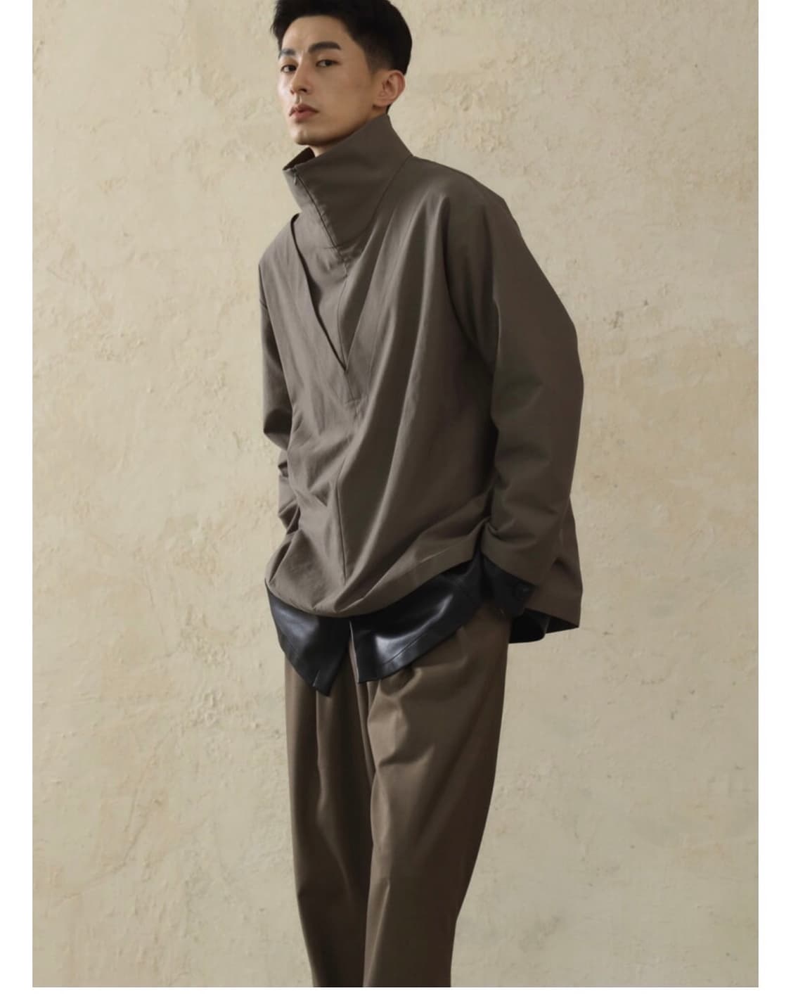 새상품) 디아뎀 Diadem 브이라인 집업 셔츠 상품이미지3