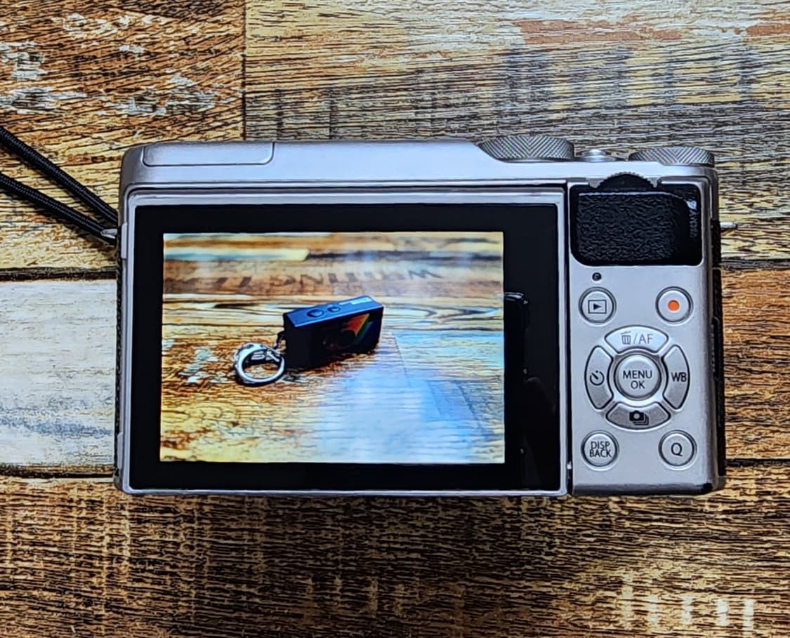 후지필름 X-A10 미러리스 디지털 카메라와 16-50mm 렌즈 팝니다. 상품이미지7