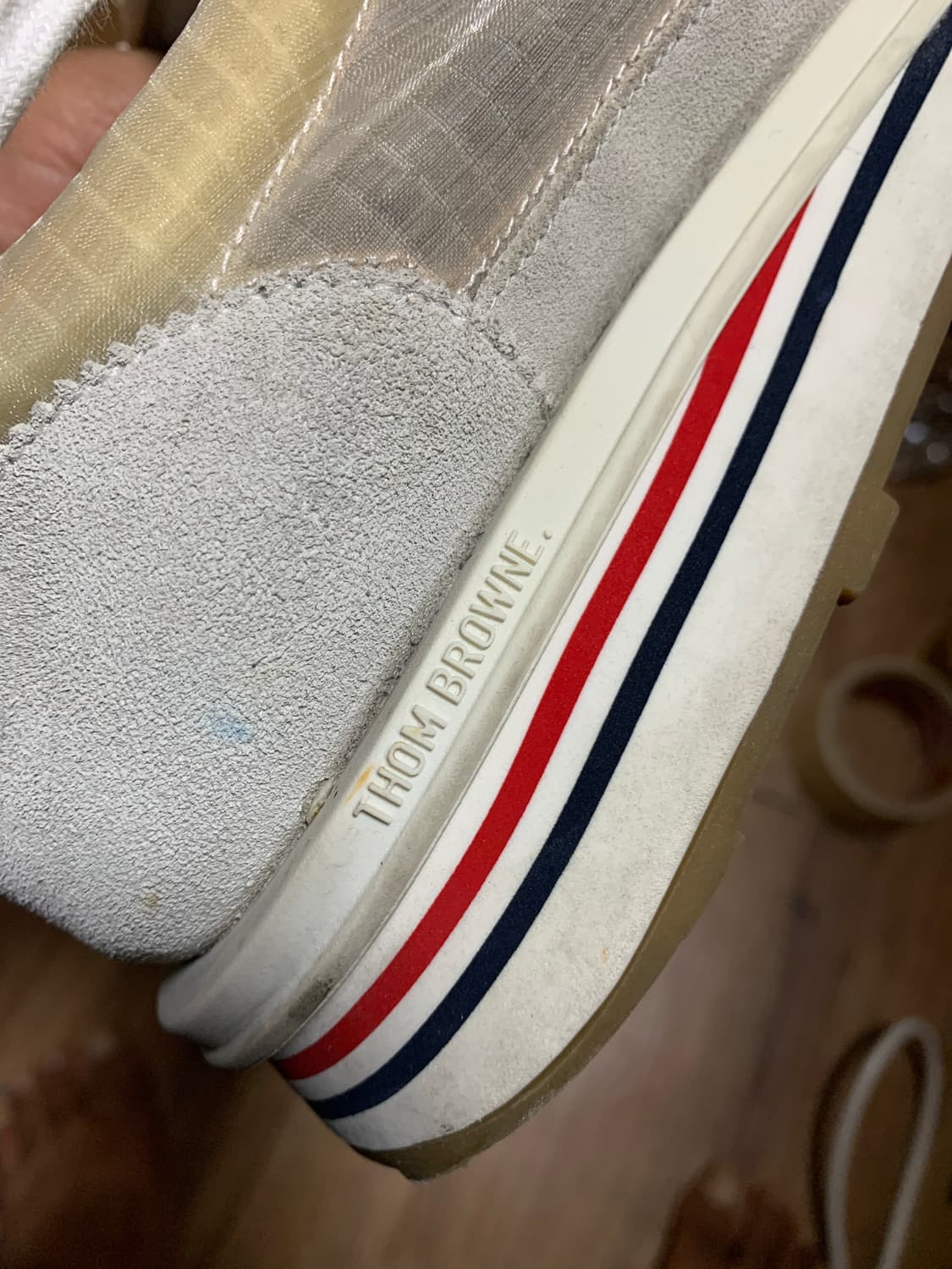 톰브라운 스니커즈 화이트  (41) (265) 상품이미지3