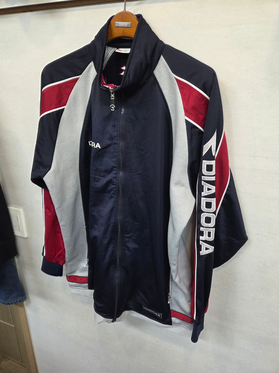 디아도라 올드스쿨 자수로고 트랙탑 져지 대장급 110 상품이미지6