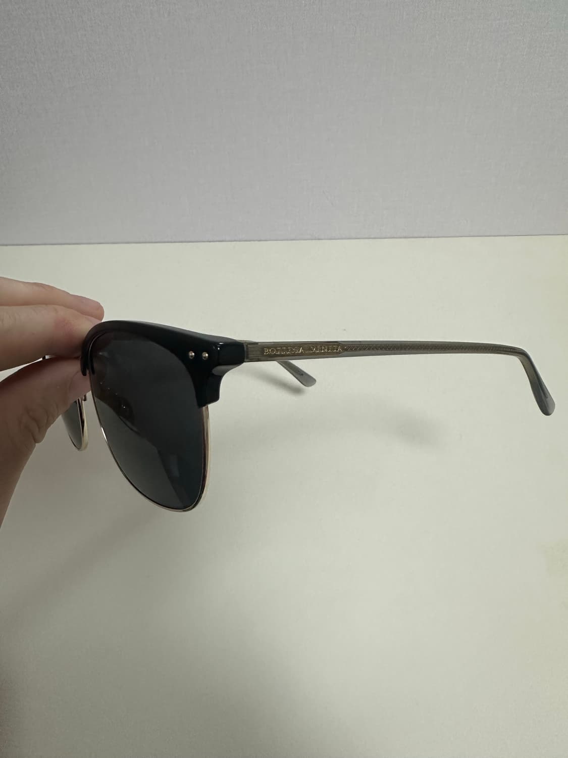 보테가베네타 선글라스 판매합니다 상품이미지4