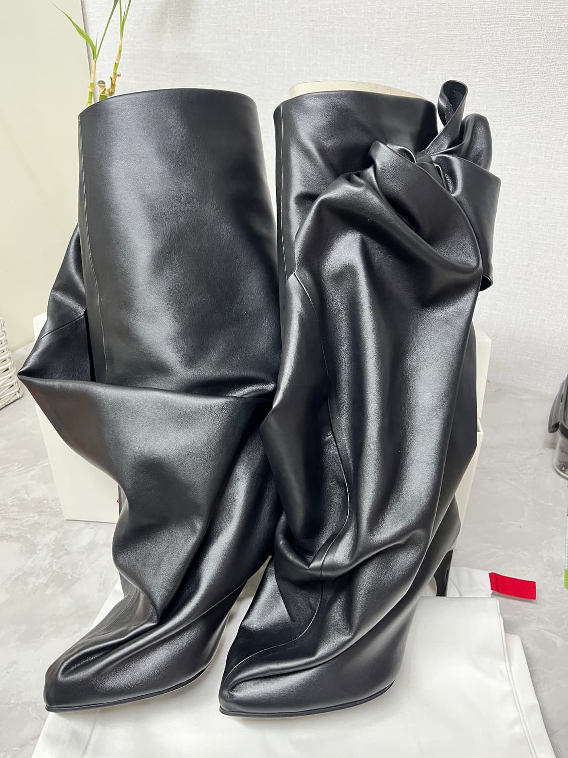 알렉산더 맥퀸 블랙 롱부츠 새상품 상품이미지2