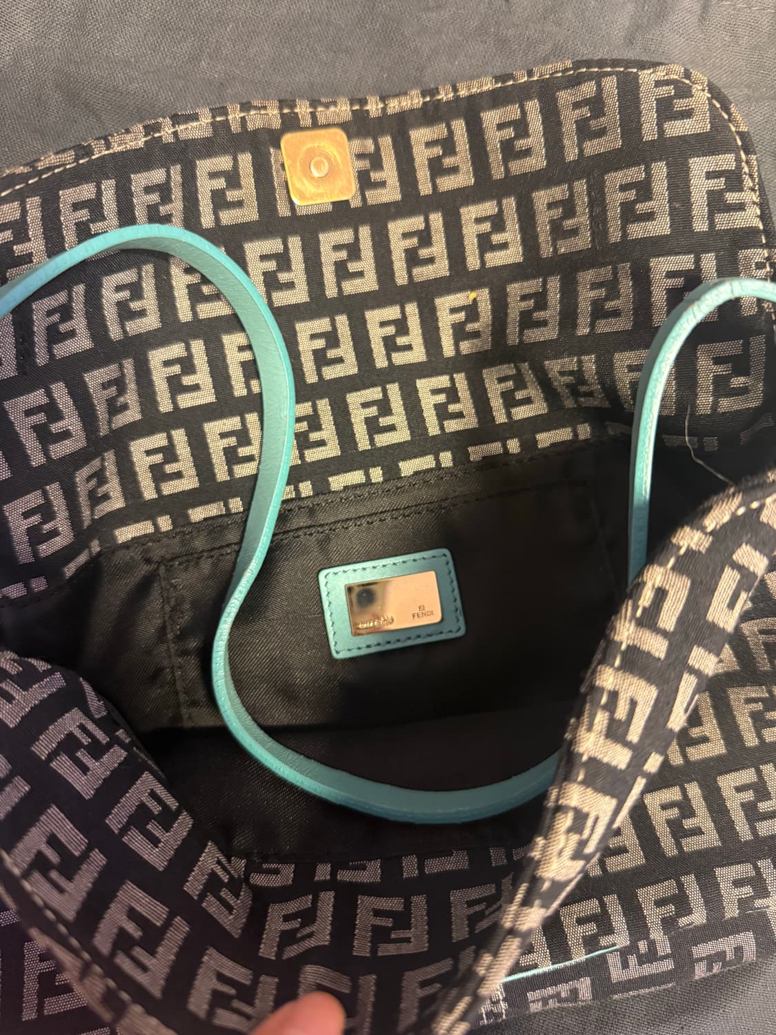 펜디숄더백 상품이미지4