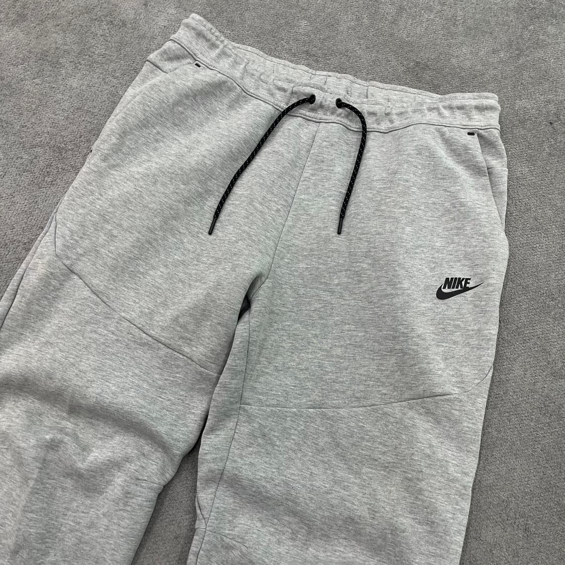 2XL 나이키 테크 플리스 회색 조거팬츠 상품이미지2