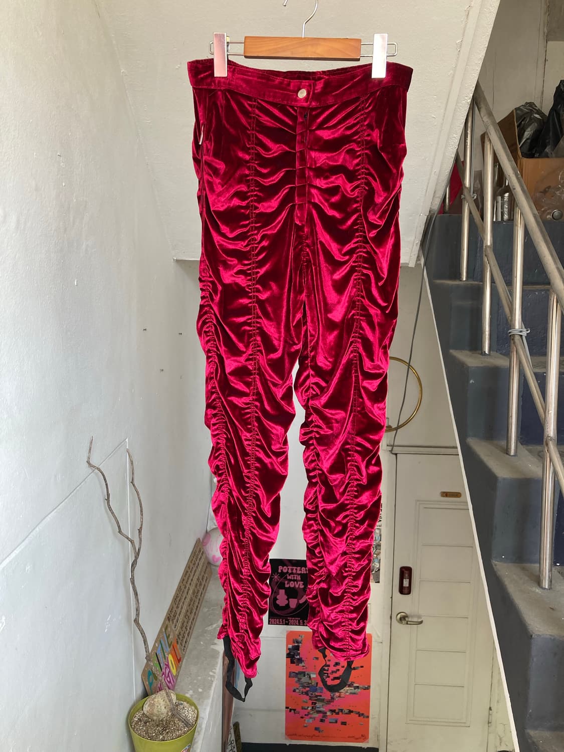 레드 벨벳 셔링 팬츠 상품이미지1